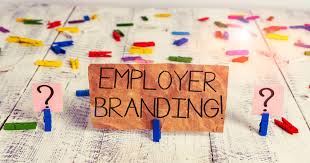 Scopri di pi&ugrave; sull'articolo Employer Branding e Ambassador LinkedIn: come costruire una community interna autorevole che rafforza reputazione e business